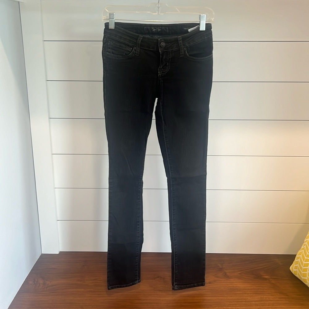 Jessica Simpson black women’s skinny jeans